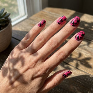 Transferfolie Herz Muster – Cute & Verspielte Nail Designs