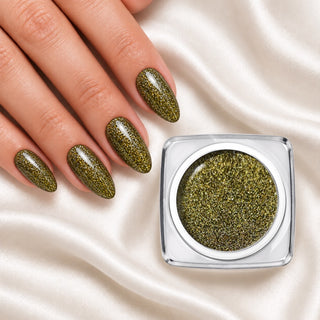 Nageldesign in Disco Gelb Grün neben einem offenen Farbgel-Tiegel auf weißem Stoff