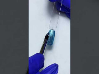 UV Gel blau chrome effekt gleichmäßig