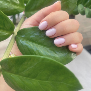 Naturnagelverstärkung mit Rubber Base Rosé von Rockstar Nails